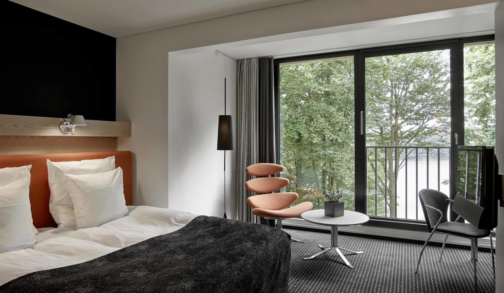 Hotel Koldingfjord 4*